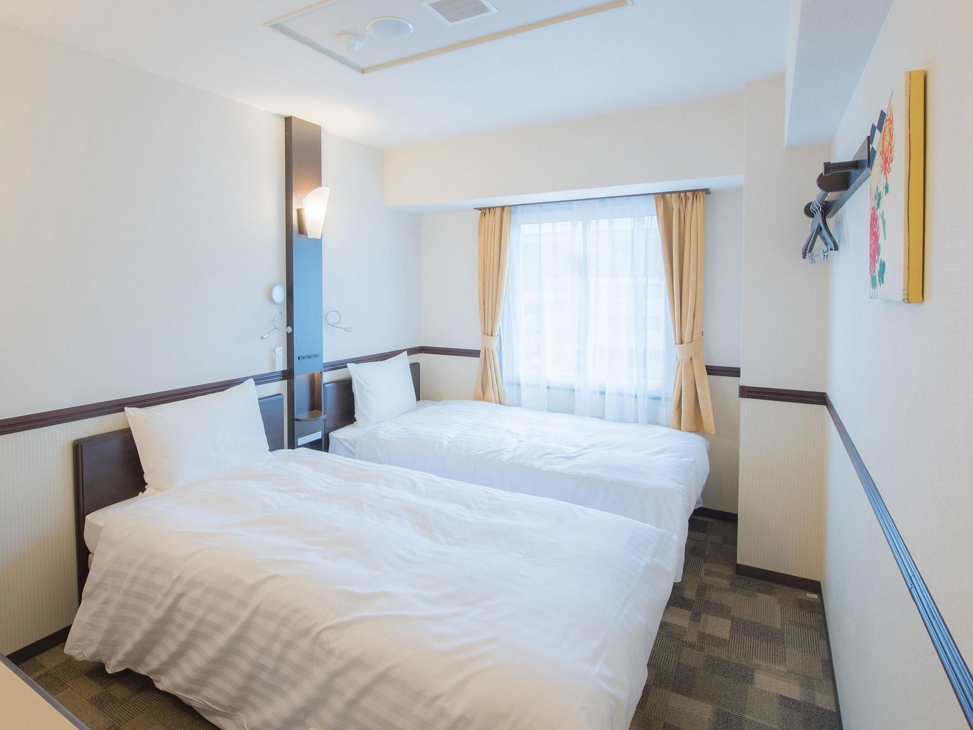 Toyoko Yokohama Kannai Hotel